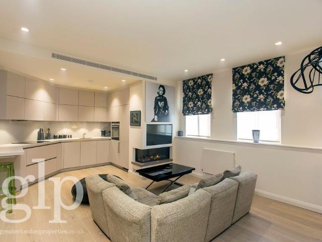 Apartment for rent in Soho, Greater London