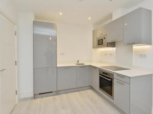 Apartment for sale in Milton Keynes