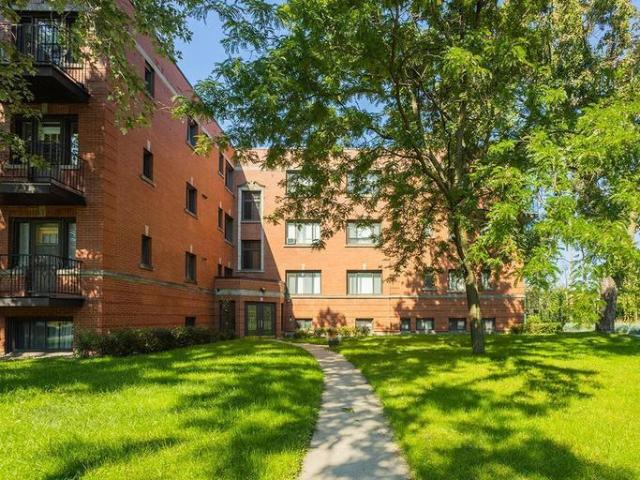 Apartment for rent in Mont-royal, Quebec