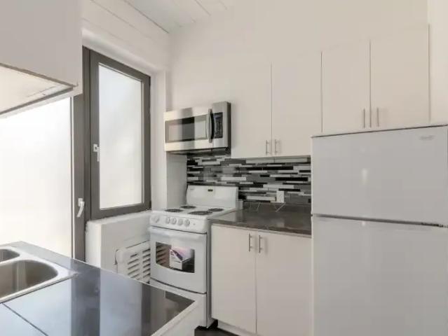 Apartment for rent in St. Leonard's, Quebec