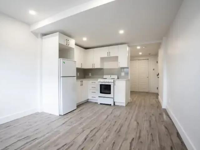 Apartment for rent in St. Leonard's, Quebec