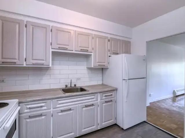 Apartment for rent in St. Leonard's, Quebec