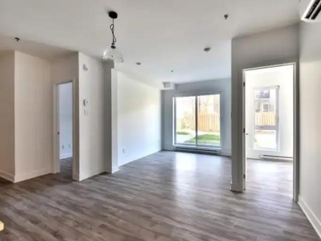Apartment for rent in St. Leonard's, Quebec