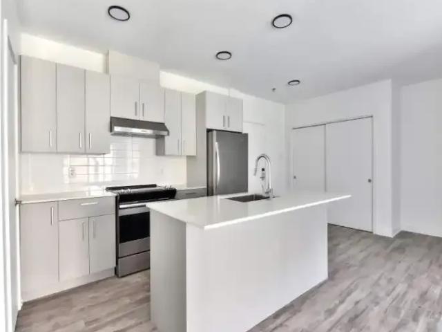 Apartment for rent in St. Leonard's, Quebec