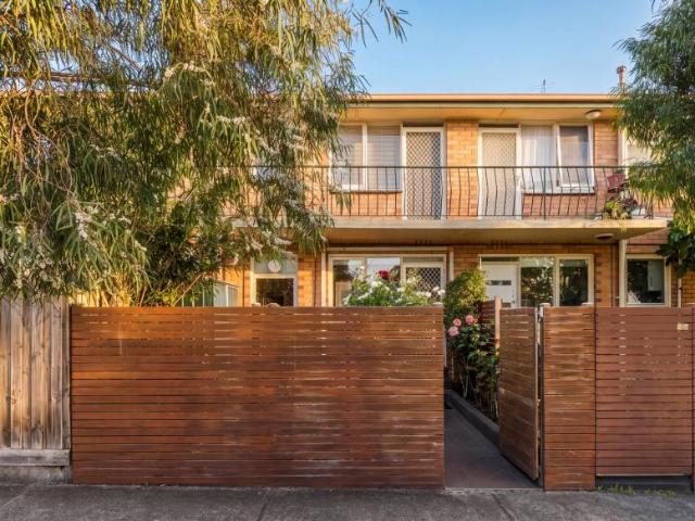 Apartment for sale in Northcote, Melbourne