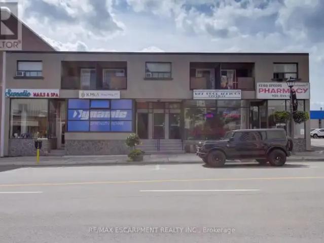 Apartment for rent in Oakville, Golden Horseshoe