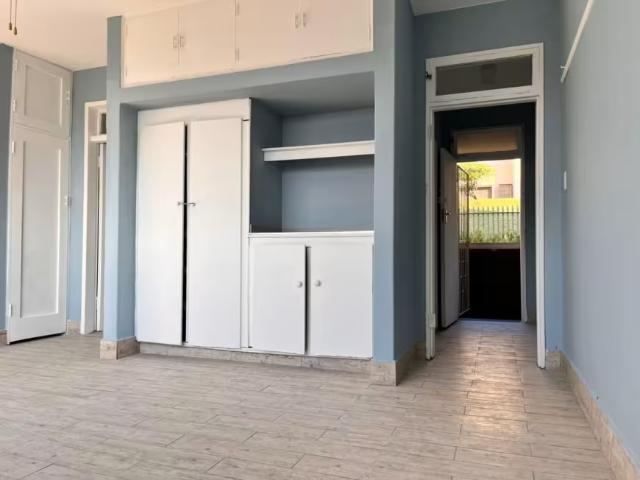 Apartment for sale in Simons Town, Western Cape