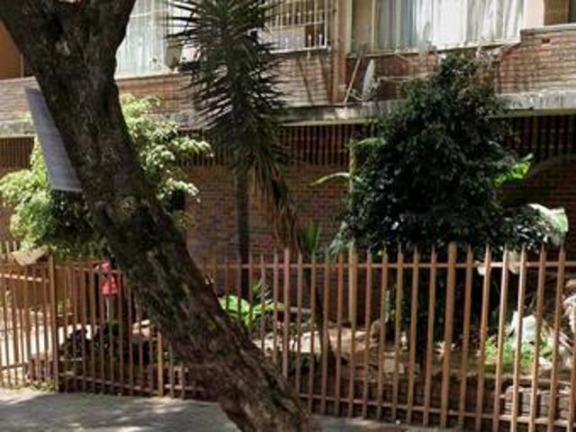 Apartment for sale in Vosloorus, Gauteng