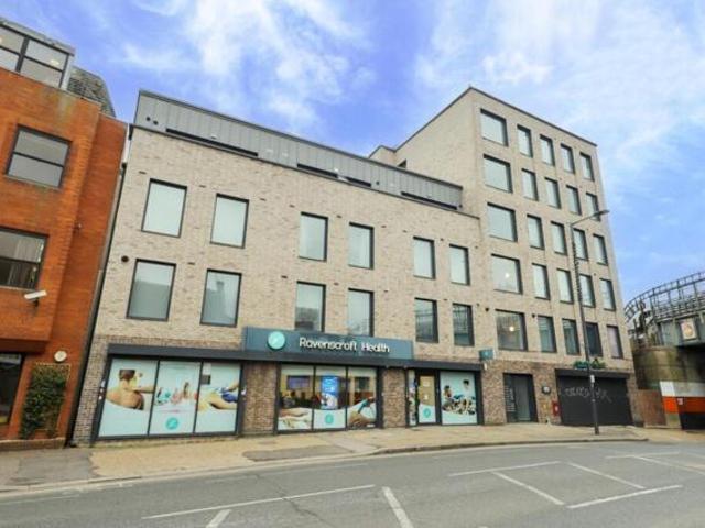 Apartment for sale in Pinner, Pinner Apartment for sale in Pinner, Pinner