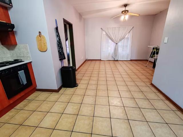 Apartment for sale in Dr Kenneth Kaunda, North West