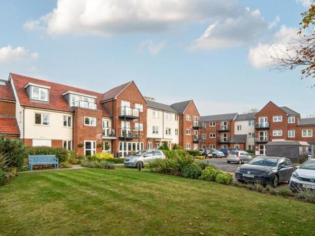 Apartment for sale in Princes Risborough, Buckinghamshire