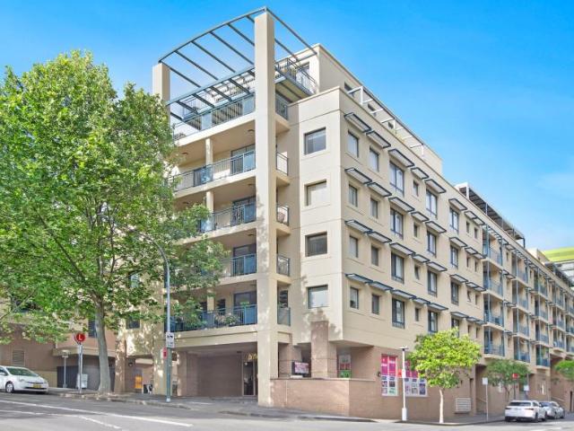 Apartment for sale in Pyrmont, Council of the City of Sydney