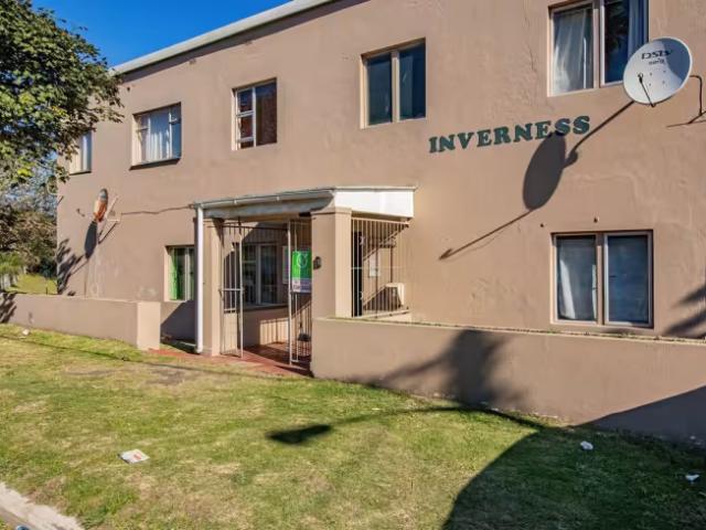 Apartment for sale in Quigney, East London