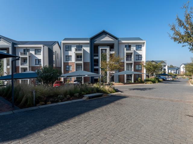 Apartment for rent in Mulbarton, Johannesburg