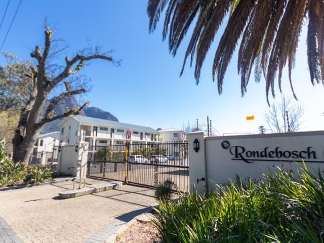 Apartment for rent in Cape Town Ward 59, Cape Town