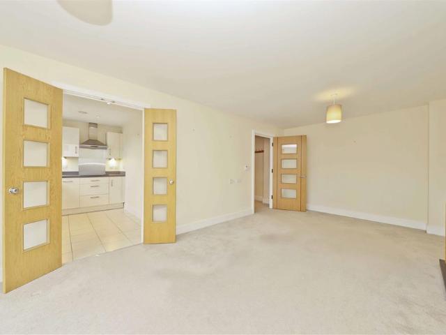 Apartment for rent in Ickenham, Greater London