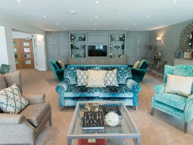 Apartment for rent in Ickenham, Greater London