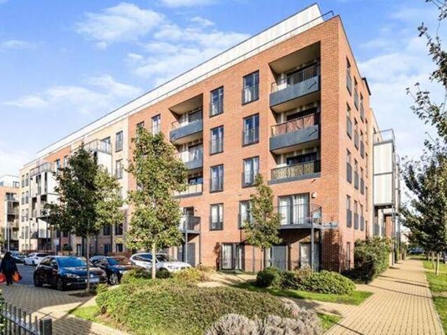 Apartment for sale in Romford, Havering