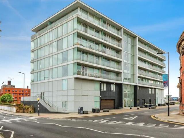 Apartment for sale in Rotherham, Moorgate
