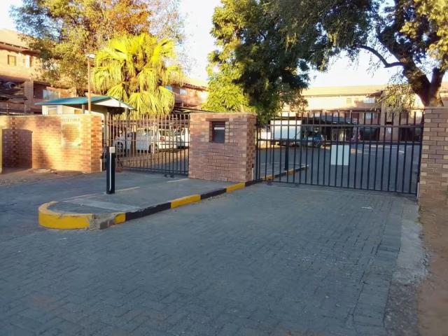 Apartment for sale in Rustenburg, Rustenburg Local Municipality