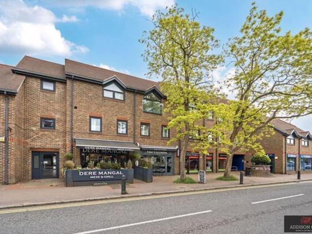 Apartment for sale in Slough, Farnham Royal