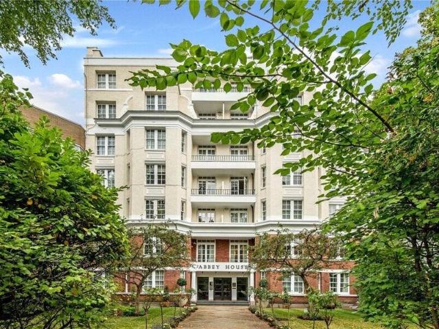 Apartment for sale in City of Westminster, Greater London