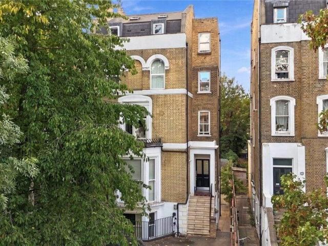 Apartment for sale in London Borough of Hackney, Greater London