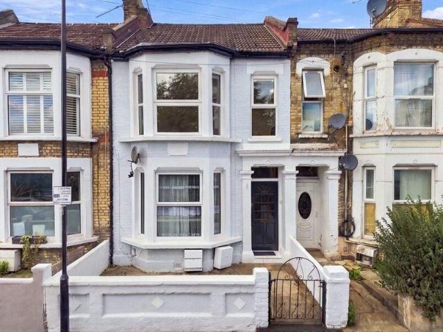 Apartment for sale in Stanley Road Allotments, Greater London