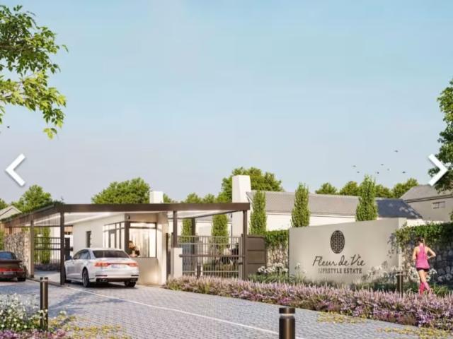 Apartment for sale in Stilbaai, Garden Route District Municipality