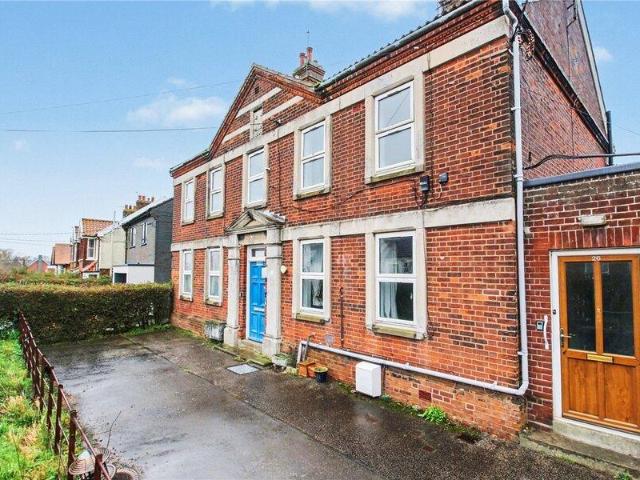 Apartment for sale in Mid Suffolk, Suffolk