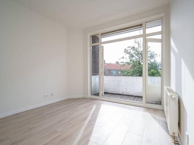 Appartement te huur in Roodenburg, Zuid Holland