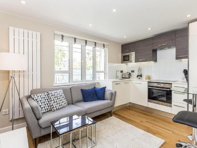 Apartment for rent in Paddington, Greater London