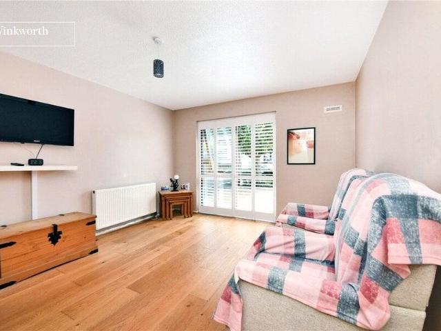 Apartment for sale in Sutton, Llandow