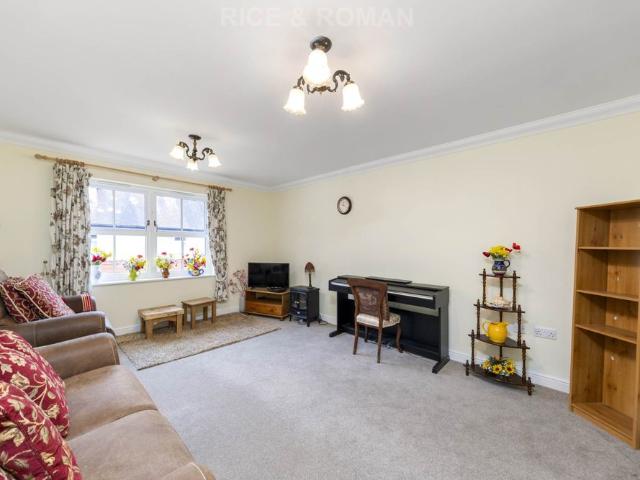 Apartment for rent in Sunninghill and Ascot, Ascot