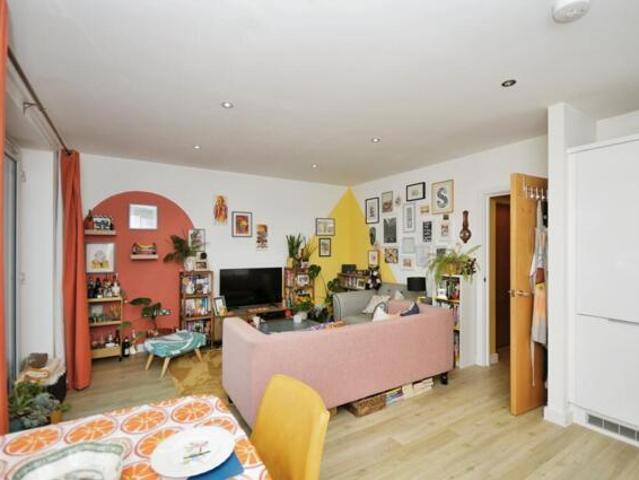 Apartment for sale in Thornton Heath, Thornton Heath