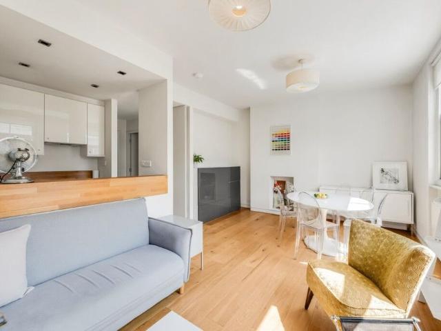 Apartment for rent in Chalk Farm, Greater London
