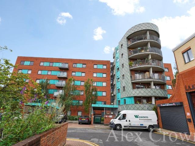 Apartment for rent in Hornsey, Greater London