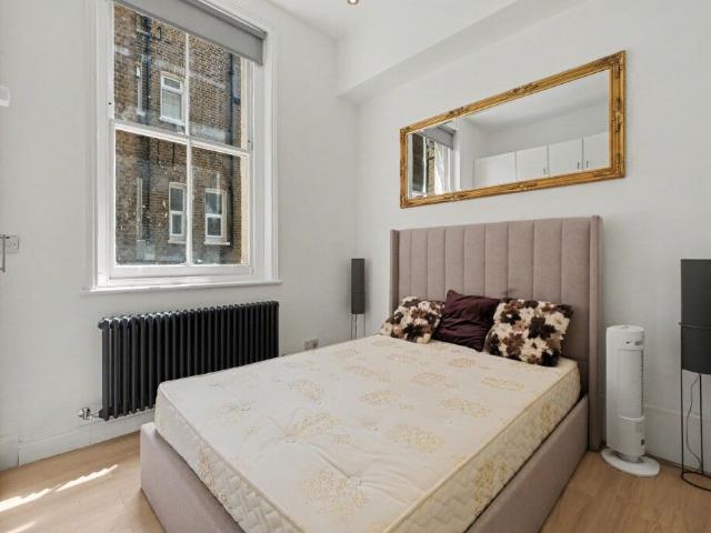 Apartment for rent in St. John's Wood, Greater London