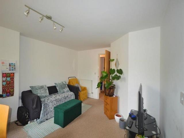 Apartment for rent in Sale Moor, Trafford Park