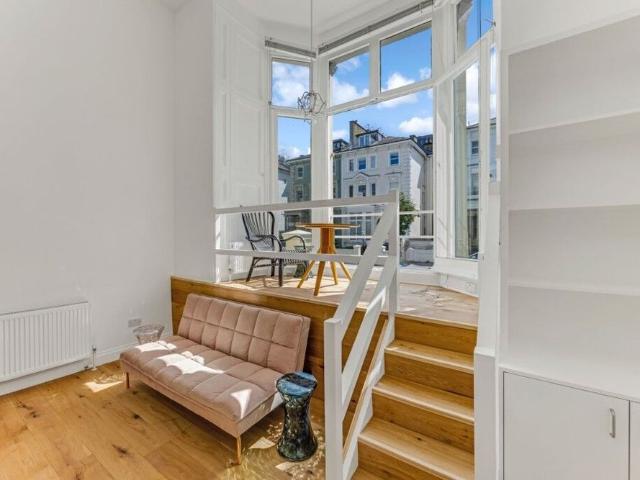 Apartment for rent in Belsize Park, Greater London