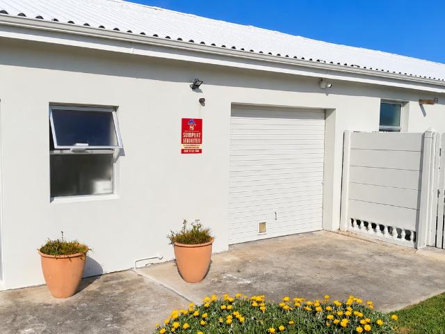 Apartment for rent in Agulhas, Western Cape