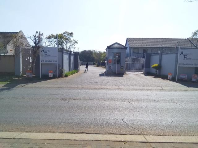 Apartment for rent in Waterkloof, Gauteng