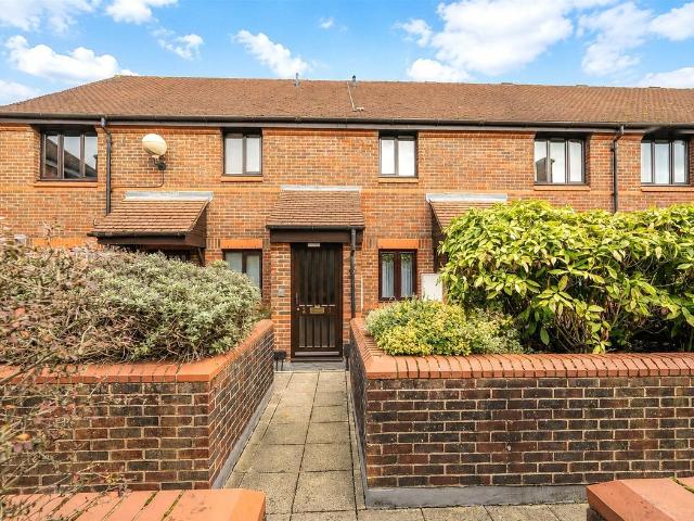 Apartment for rent in St Albans, Five Acres