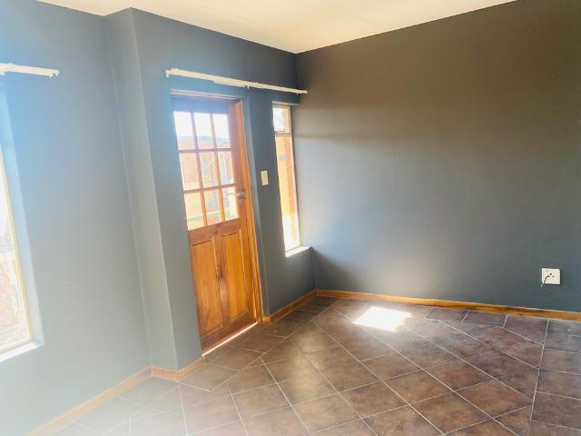 Apartment for rent in Newtown, Vosloorus