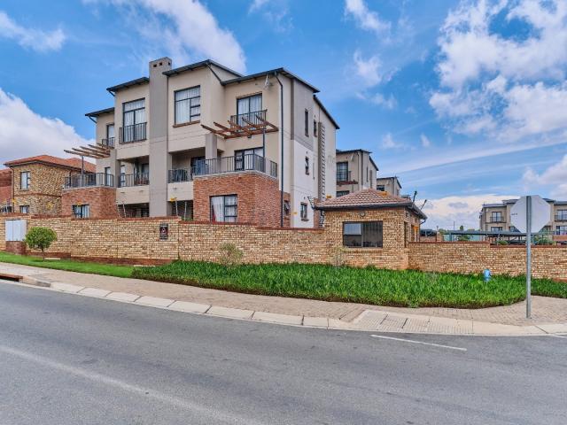 Apartment for rent in Bergbron, Johannesburg