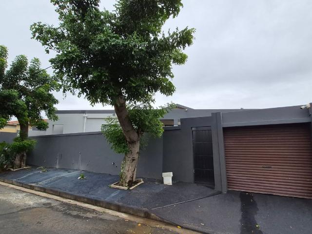Apartment for rent in Seaview, Kwazulu-natal
