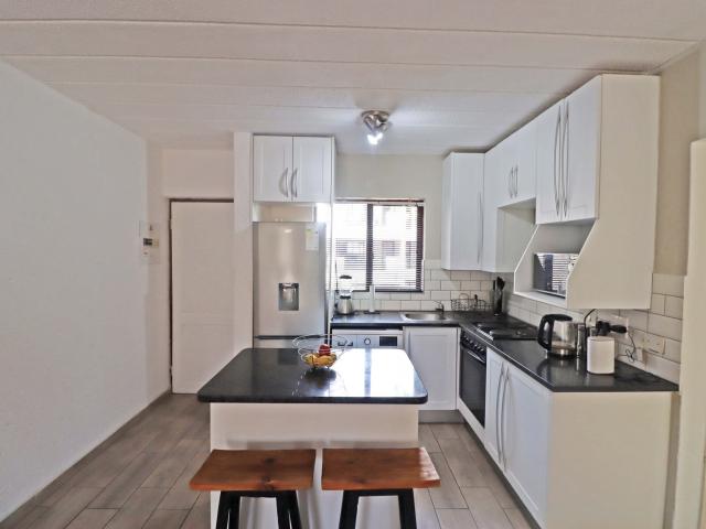 Apartment for rent in Bryanston, Randburg