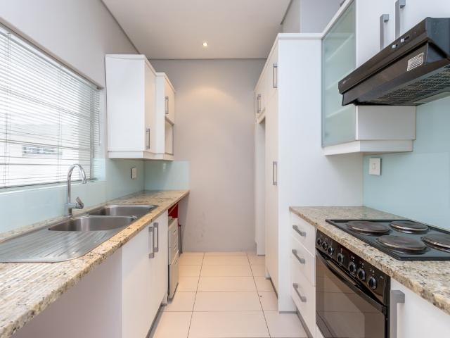 Apartment for rent in Foreshore, Cape Town