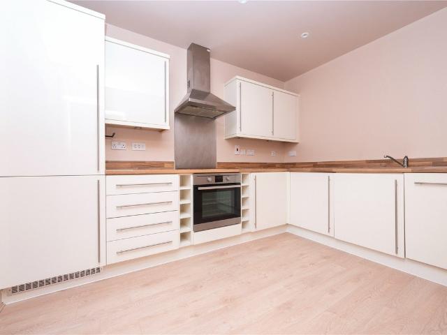 Apartment for rent in St Albans, Five Acres