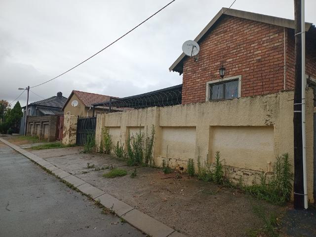 Apartment for rent in Nooitgedacht, Gauteng